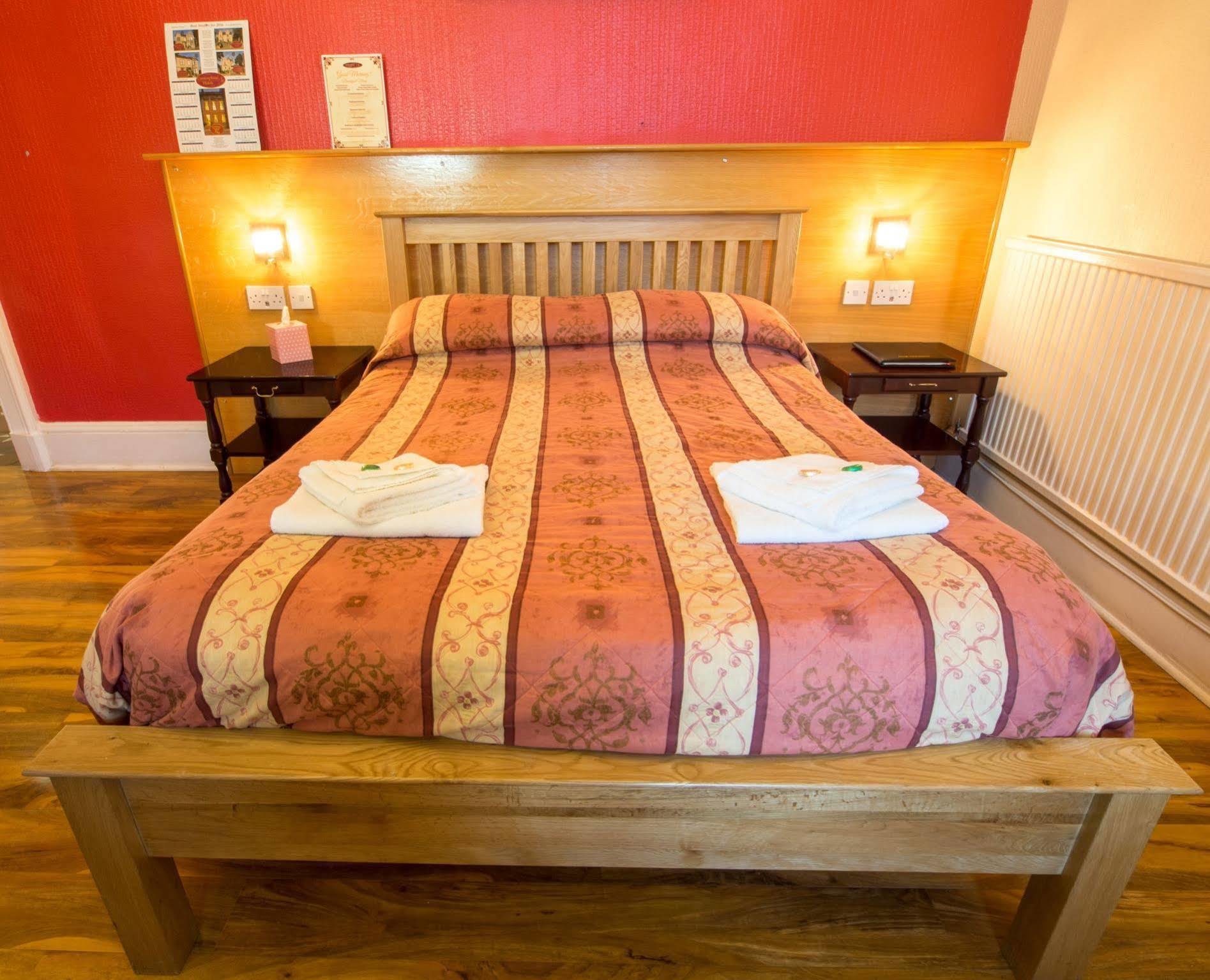 Corstorphine Lodge Hotel EDI Eksteriør bilde